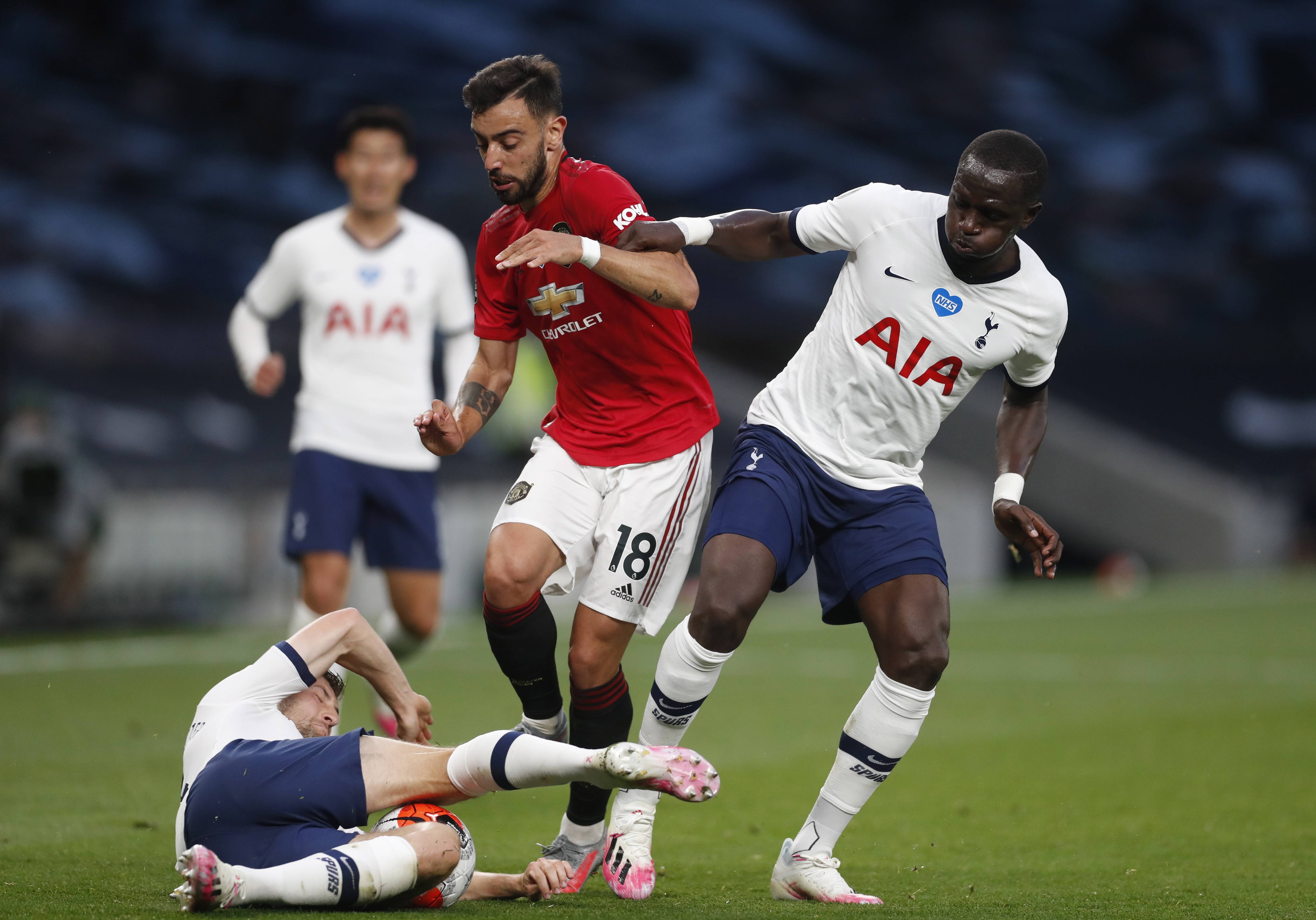 借哈德斯菲 借哈德斯菲