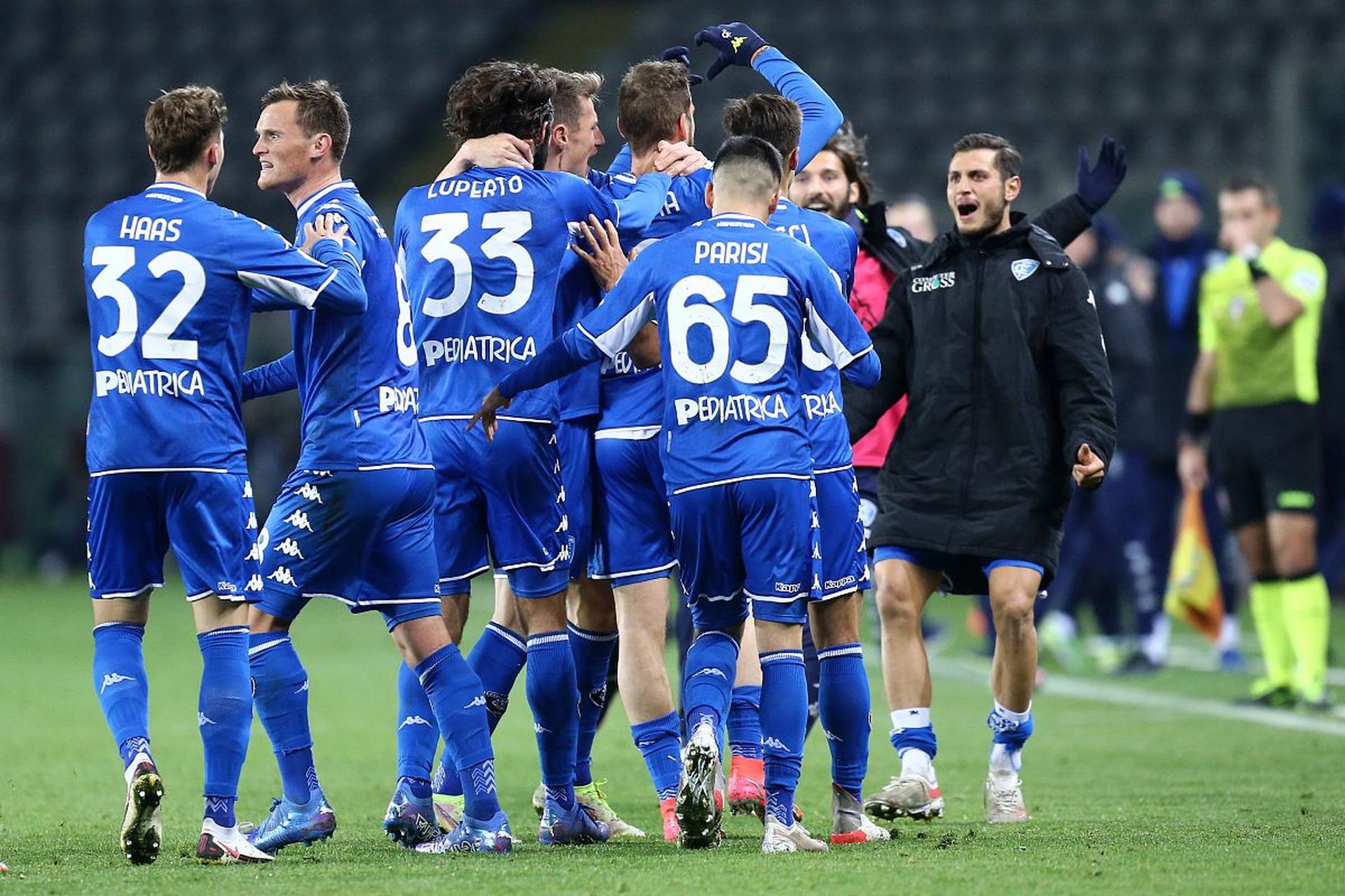 练团队通过 练团队通过